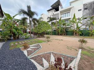 Khaolak Beachhouse Kelolo