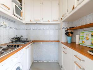 Appartement familial à 30m de la plage, vue mer - FR-1-409-292