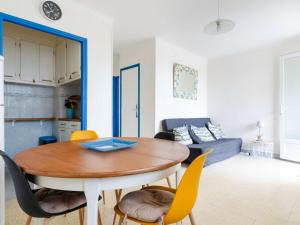 Appartement familial à 30m de la plage, vue mer - FR-1-409-292