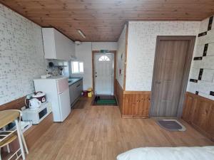 Yeosu Geumodo Badaae Pension