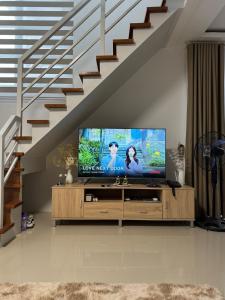 Taal and Tagaytay Escape 4BR Modern Home