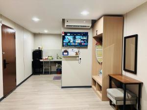 All-You-Need Room for 4, Walk & Drive Around to Tourist Hotspot, EDEN