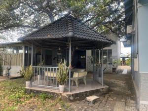 Khách sạn Vườn Bưởi