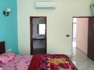Meerah Mahal Entire Luxurious Aqua Golf Villa 32