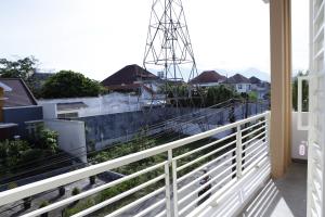 linns house borobudur malang