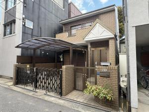 ikyo 逸居 最大10人 無料駐車場1台 地下鉄花園町駅徒歩6分 心斎橋なんば日本橋5分