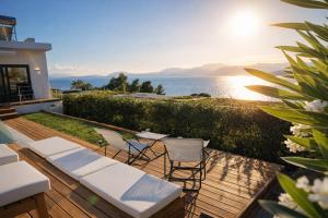 Villa Rika Seaside Villa, Pool, 3 Bedroom Near Promenade