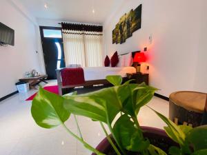 Airport Faith Hotel