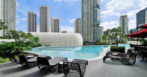 Cozy Stay 3 min to Rockwell City View Pool Parking