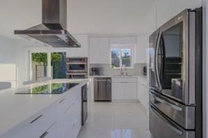 4 Bedroom Villa Pool Game Room By Beach & Hard Rock