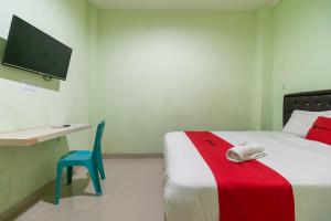 RedDoorz near Taman Wisata Alam Punti Kayu Palembang 2