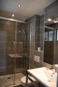 Hotels Hotel Restaurant Le Dauphin et Le Spa du Prieure : photos des chambres