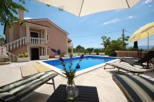 Apartment Krebelj by El-Pi Tours - Sršići