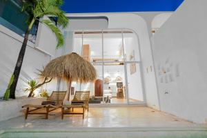 Casa Zaya A - Private Oasis in Batubolong