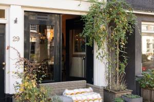 Canal house Luna Lola with private garden