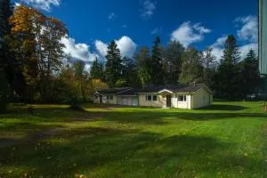 里瓦克尔度假屋 - 纳尔瓦约埃苏