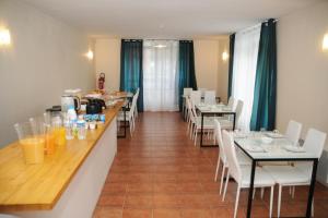 Hotels Kyriad Direct Morez : photos des chambres