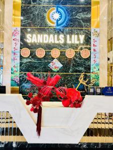 Sandals Lily Hotel