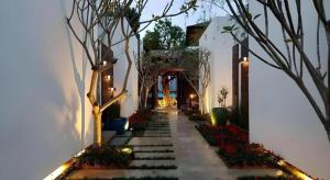 Mira Residence & Resort (halal)