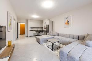 Seaview Apartment in the Center of Saranda