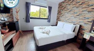 Rainbow Sky Hotel Samet