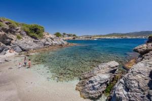 Charming villa with secure private parking