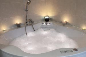 LA BADINE Appartement rénové Haut de gamme Balneo Climatisation