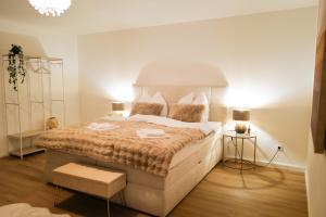Spacious City Apartment Parking WiFi 6 Pax