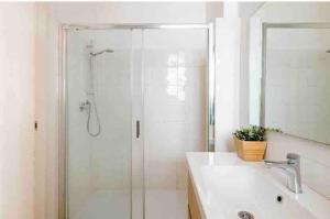 CasaRudy-2 bedrooms & bathrooms Milan Central Station