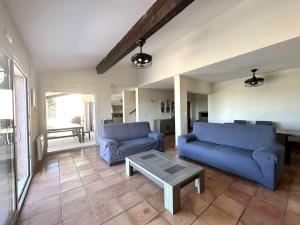 Villa BOUGINVILLEES climatisée pour 12 personnes avec piscine chauffée et vue mer à La Londe-Les-Maures