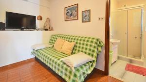 Waterfront house Kata by Villas Guide