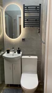 Private Riverside Apartment Brno