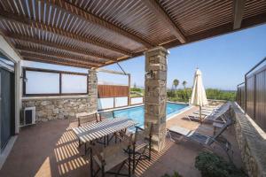 Corali Villas I Seaview, Private Pools, 450 to Beach