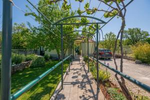 Nika Vacation House