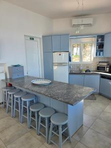 Villa Eleonora With Heated Pool In Kokkino Chorio