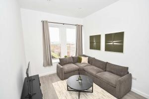 Spacious & Bright 1BED Apartment nr Etihad Stadium