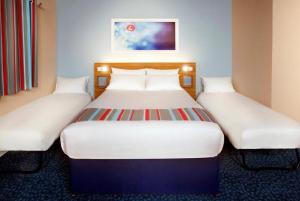 Travelodge Peterborough Eye Green