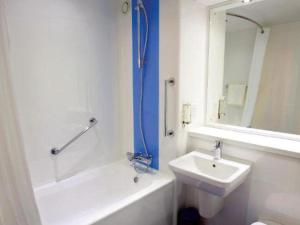 Travelodge Great Yarmouth Acle