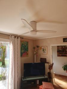 Proche de Bordeaux et Saint Emilion, maison au calme avec grand jardin