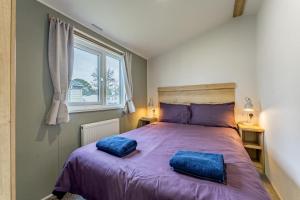 5 & 6 Manor Park - 3 Bedroom - Sea view