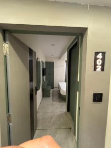 HOTEL SERENITy