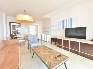 Apartamento de 3 dormitorios frente al mar