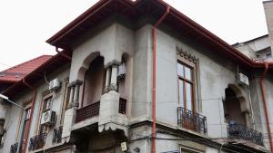 La Belle Époque Apartment