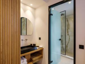 Panormos Bay Collection