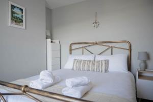 Bay View Cottage Spectacular Sea Views & Terrace