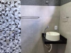 Casa com Piscina e Churrasqueira