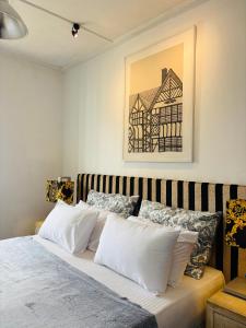 26 Loversleap Cottage
