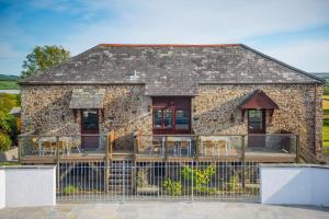 3 Bed in Marhamchurch oc-b34746