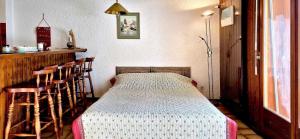 Charming Vintage Flat near Spa Slopes