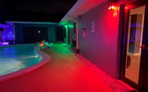 Garden of Manors - Men Only Clothing Optional Boutique Guesthouse in Florida